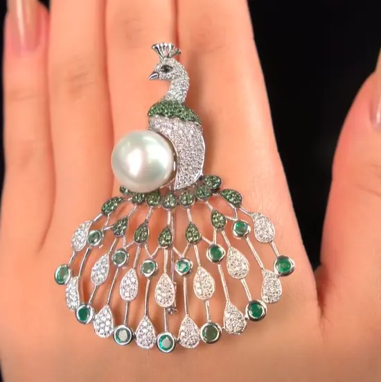 孔雀開屏 • 翠綠奢華